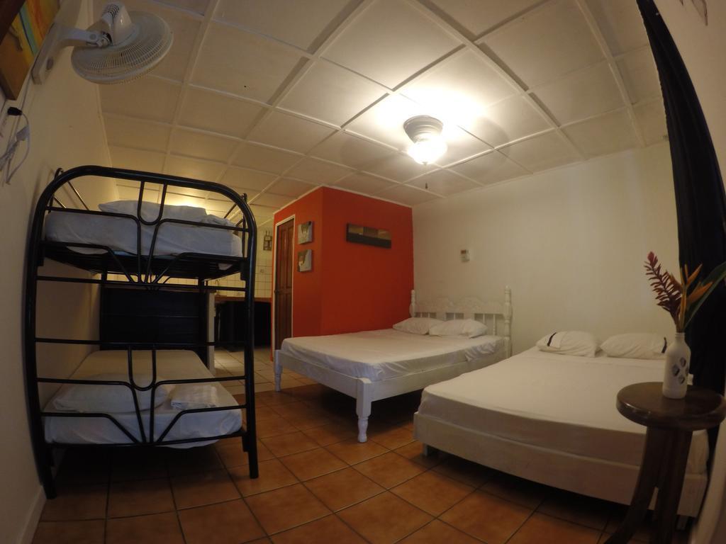 Beds On Bohio Hostel Jacó Extérieur photo